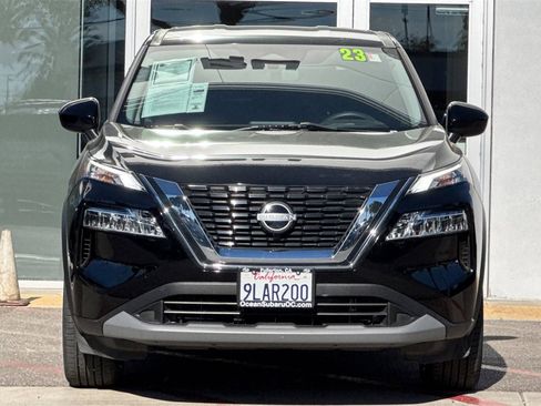 Used 2023 Nissan Rogue SV image 12