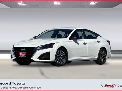 Used 2025 Nissan Altima 2.5 SV