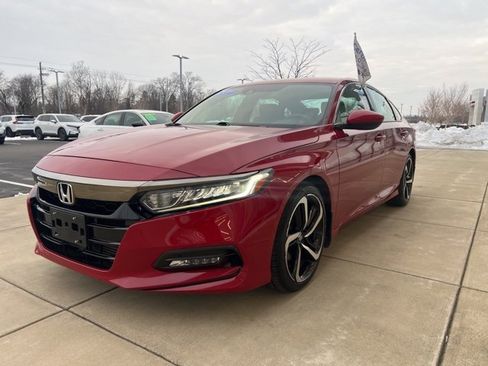 Certified 2018 Honda Accord Sport image 8
