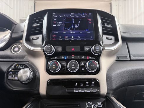 Used 2019 RAM 1500 Laramie AWD/4WD image 28