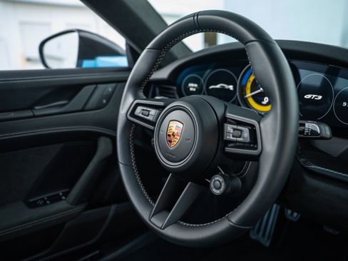 Used 2022 Porsche 911 GT3 RWD image 27