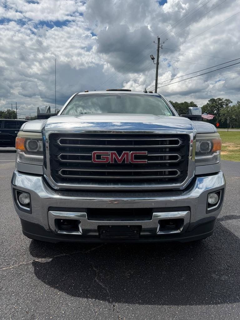 Used 2017 GMC Sierra 2500 SLT w/ Suspension Package, Off-Road AWD/4WD image 2