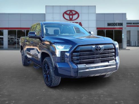 Used 2023 Toyota Tundra SR5 image 8