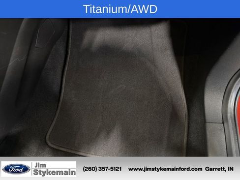 Used 2016 Ford Escape Titanium w/ Equipment Group 301A AWD/4WD image 36