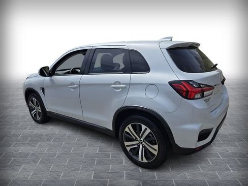 Used 2025 Mitsubishi Outlander Sport AWD image 5