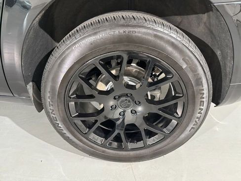 Used 2021 Buick Enclave Avenir w/ Avenir Technology Package image 9