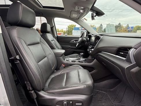 Used 2019 Chevrolet Traverse Premier w/ Redline Edition image 13