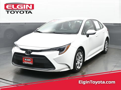Used 2024 Toyota Corolla LE FWD image 1