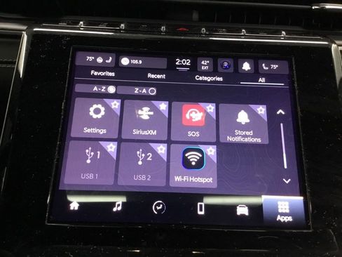 Used 2023 Jeep Grand Cherokee L Laredo image 29