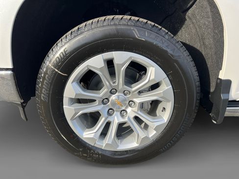 New 2025 Chevrolet Silverado 1500 LTZ w/ LTZ Premium Package image 9