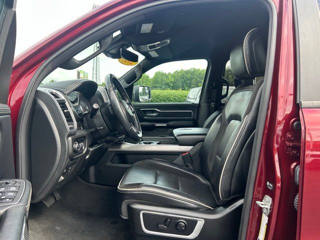 Used 2023 RAM 1500 Laramie AWD/4WD image 16