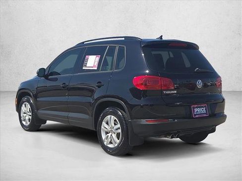 Used 2017 Volkswagen Tiguan S FWD image 8