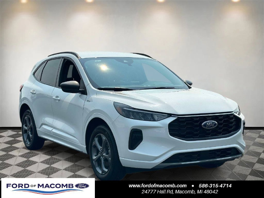 Certified 2024 Ford Escape ST-Line w/ Tech Pack #1 AWD/4WD image 1