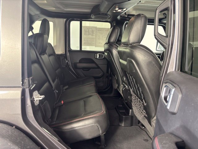 Used 2021 Jeep Wrangler Unlimited Rubicon w/ Cold Weather Group AWD/4WD image 26
