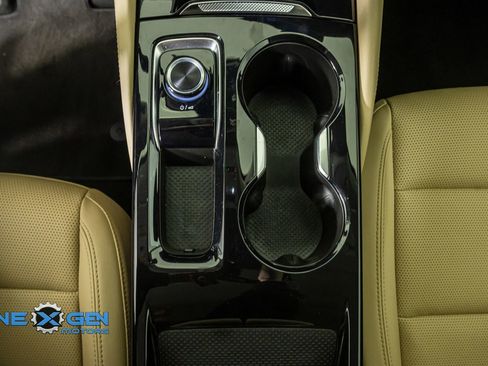 Used 2025 Buick Envision Preferred image 21