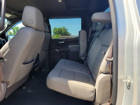 Used 2021 GMC Sierra 1500 SLT w/ SLT Premium Plus Package AWD/4WD image 27