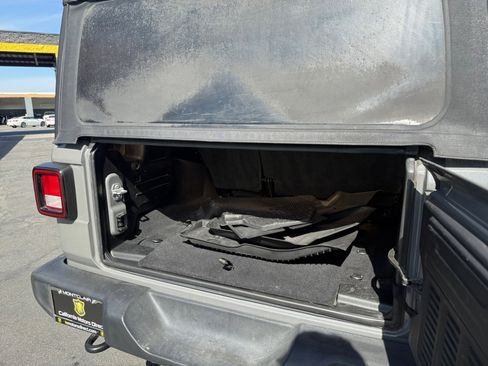 Used 2020 Jeep Wrangler Unlimited Sport image 20