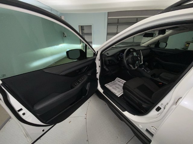 Used 2022 Subaru Outback AWD/4WD image 11
