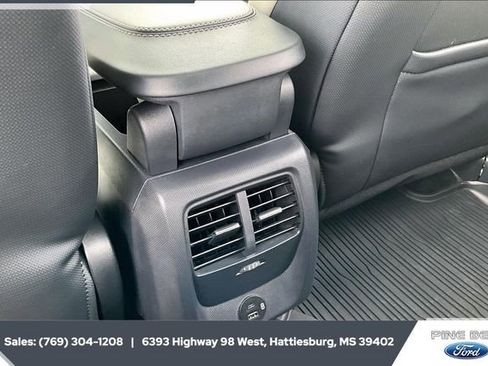 Used 2023 Ford Mustang Mach-E Premium image 24