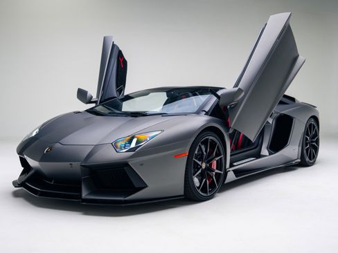Used 2015 Lamborghini Aventador LP 700-4 image 7