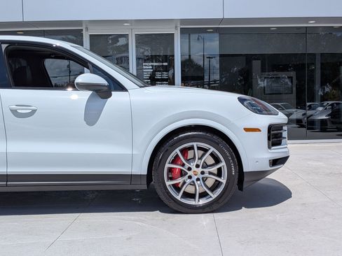 New 2026 Porsche Cayenne S AWD/4WD image 11