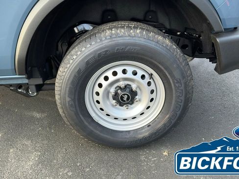 New 2025 Ford Bronco 4-Door AWD/4WD image 21