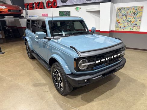 Used 2022 Ford Bronco Outer Banks image 19