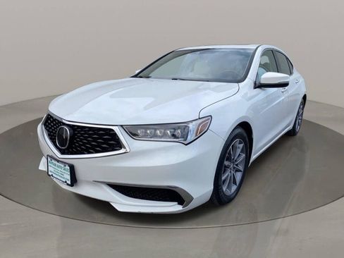 Used 2019 Acura TLX image 2