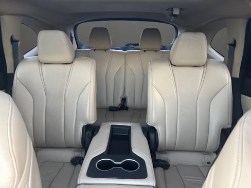 Used 2024 Acura MDX SH-AWD w/ Technology Package image 17