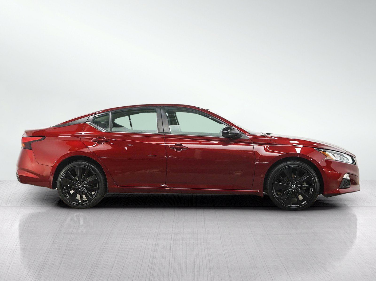 Used 2020 Nissan Altima 2.5 SR AWD/4WD image 7
