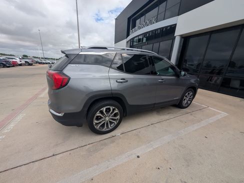 Used 2019 GMC Terrain SLT w/ Preferred Package image 9