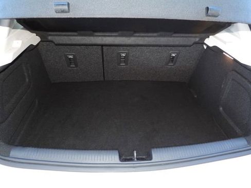 Certified 2017 Chevrolet Cruze LT w/ Convenience Package image 19