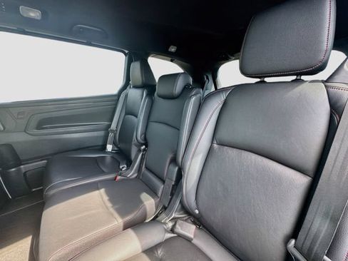 Certified 2023 Honda Odyssey Sport image 29