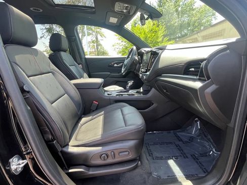 Certified 2022 Chevrolet Traverse RS AWD/4WD image 20