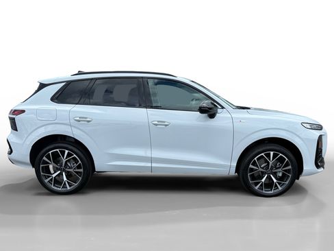 New 2026 Audi Q3 quattro 2.0T AWD/4WD image 6