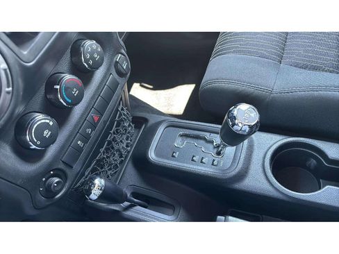 Used 2012 Jeep Wrangler Unlimited Sport AWD/4WD image 18