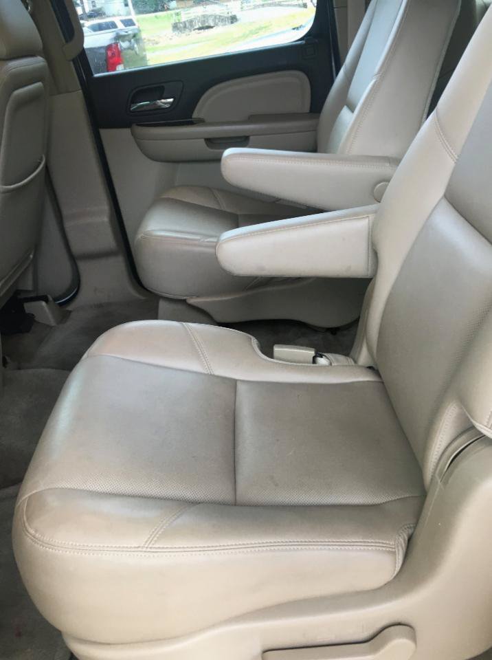 Used 2012 GMC Yukon XL Denali RWD image 16
