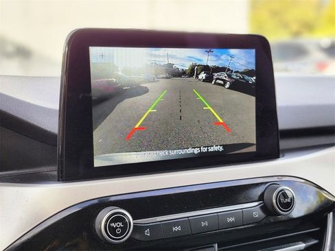 Certified 2021 Ford Escape SE w/ SE Sport Appearance Package image 21