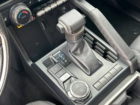 Certified 2024 Toyota Tacoma SR5 AWD/4WD image 56