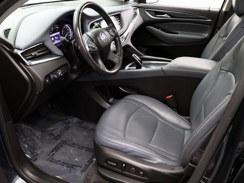 Used 2020 Buick Enclave Premium w/ Sun and Sites Package image 10