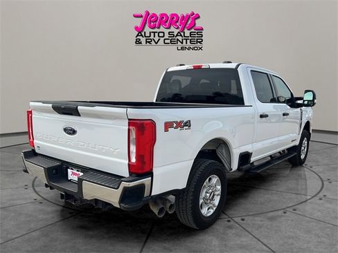 Used 2025 Ford F250 XLT w/ FX4 Off-Road Package image 15