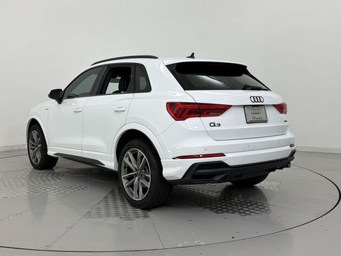 Used 2024 Audi Q3 2.0T Premium AWD/4WD image 3