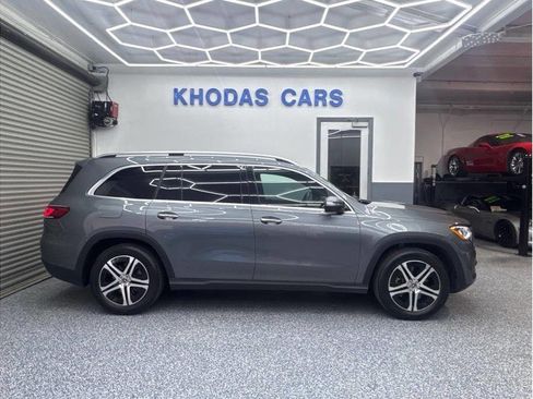 Used 2021 Mercedes-Benz GLS 450 4MATIC image 6