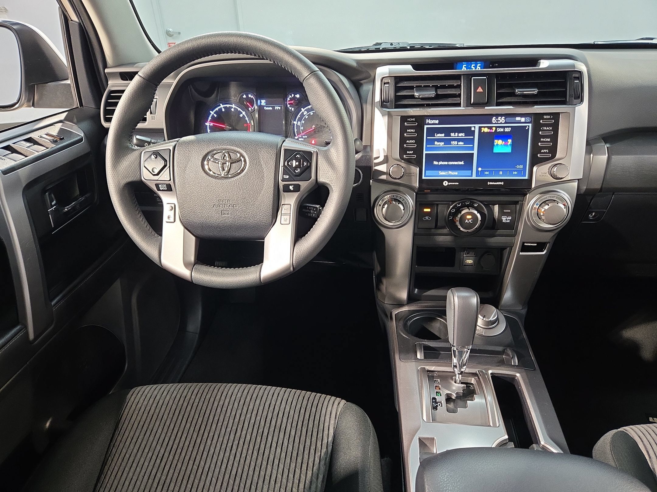 Used 2023 Toyota 4Runner SR5 AWD/4WD image 9