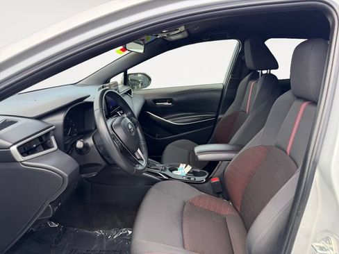 Certified 2024 Toyota Corolla SE FWD image 9