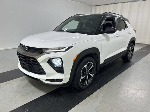 Used 2021 Chevrolet TrailBlazer RS w/ Technology Package AWD/4WD image 5