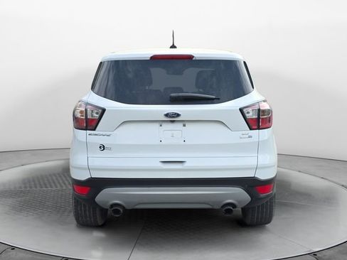 Used 2017 Ford Escape SE w/ SE Cold Weather Package image 4