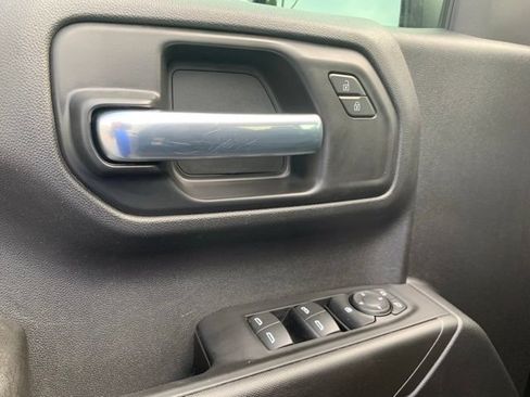 Used 2025 Chevrolet Silverado 1500 Custom Trail Boss AWD/4WD image 22