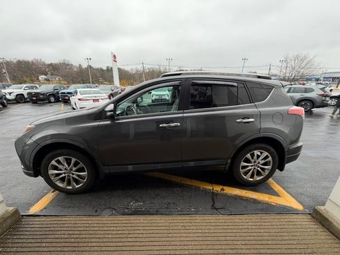 Used 2017 Toyota RAV4 Platinum image 8