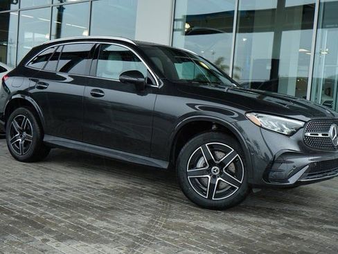 New 2026 Mercedes-Benz GLC 300 image 1